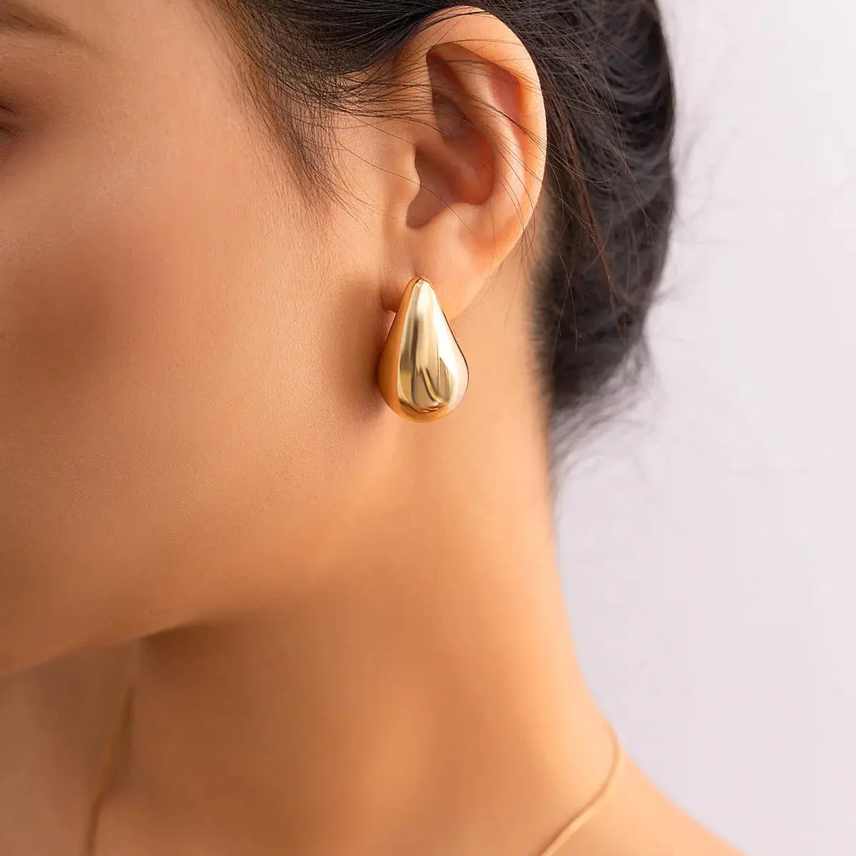Boucles d'oreilles Goutte d'Eau - Acier Doré ou Argenté au choix YOPHIY CURVES