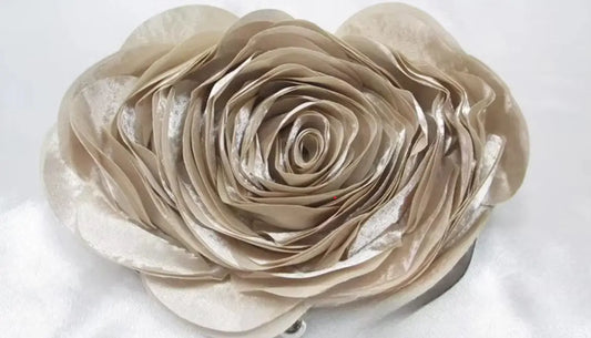 Pochette Satin Doré Fleur 3D YOPHIY CURVES YOPHIY CURVES